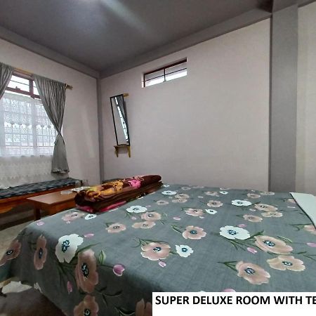 Odyssey'S Pateng Homestay, تشيرابونجي المظهر الخارجي الصورة