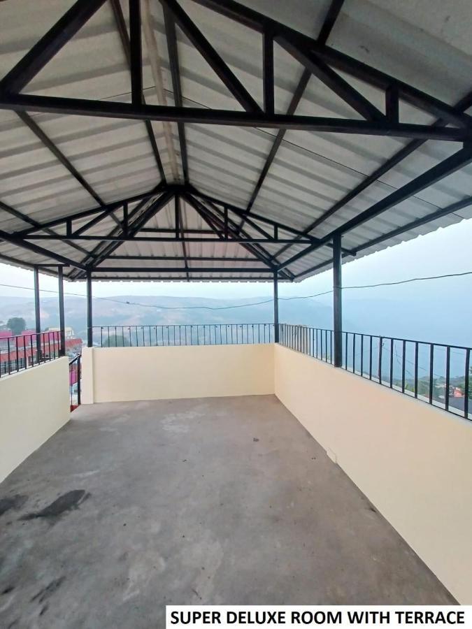 Odyssey'S Pateng Homestay, تشيرابونجي المظهر الخارجي الصورة