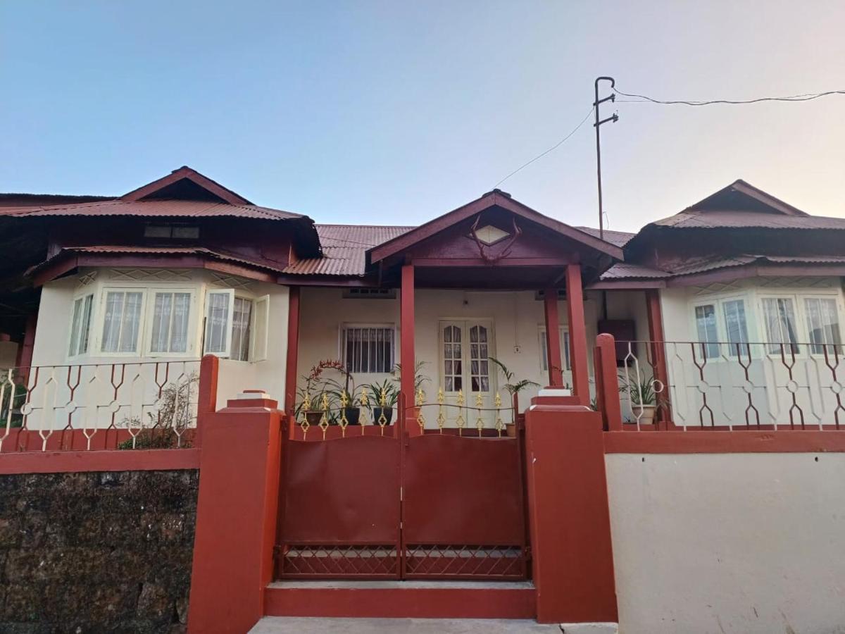 Odyssey'S Pateng Homestay, تشيرابونجي المظهر الخارجي الصورة